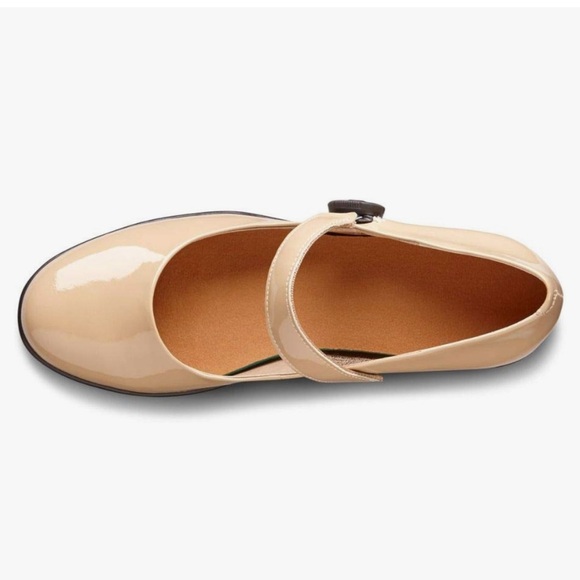 Dr. Comfort Chic Tan Heels for Every Occasion - Picture 2 of 7